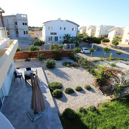5 Bedrooms With Shared Pool Enclosed Garden And Wifi At Ayios Nikolaos 别墅 *