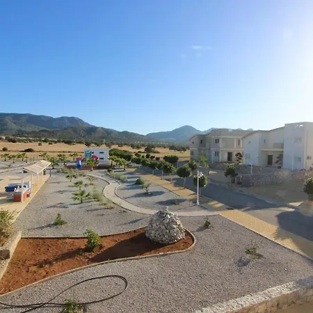 5 Bedrooms With Shared Pool Enclosed Garden And Wifi At Ayios Nikolaos 别墅 Agios Nikolaos (Famagusta)